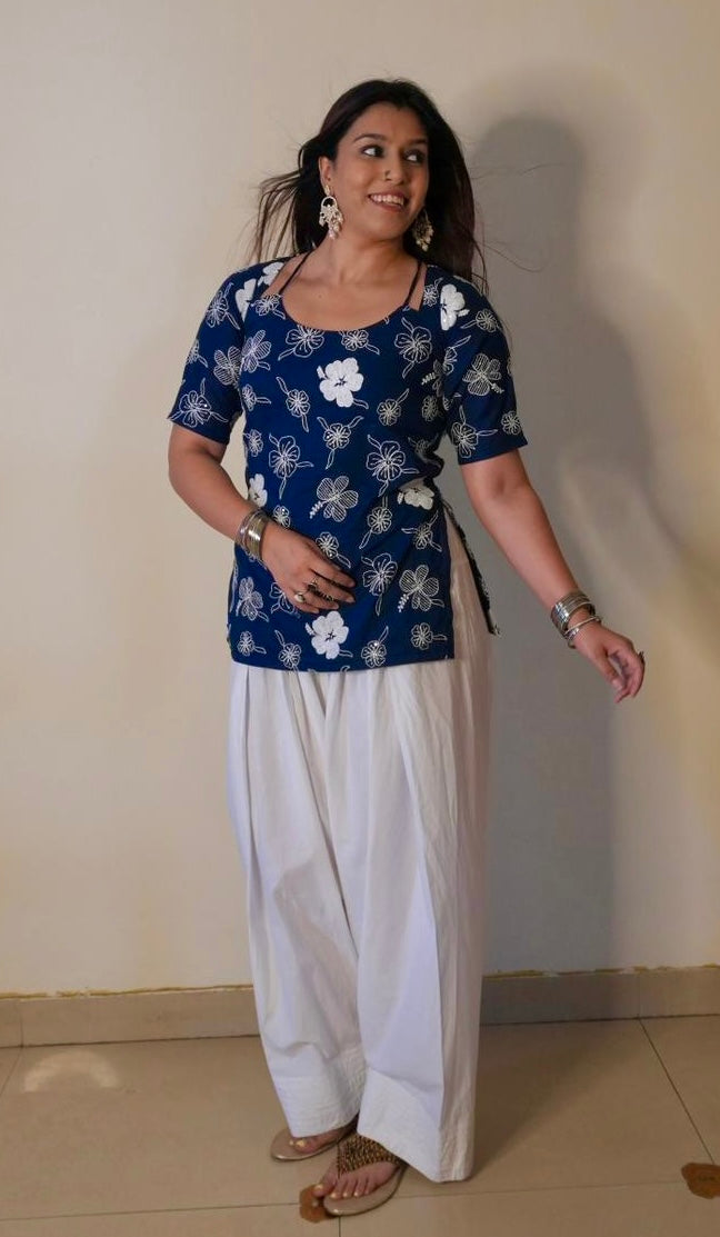 Aasmi Corset Back Straight Short Kurti