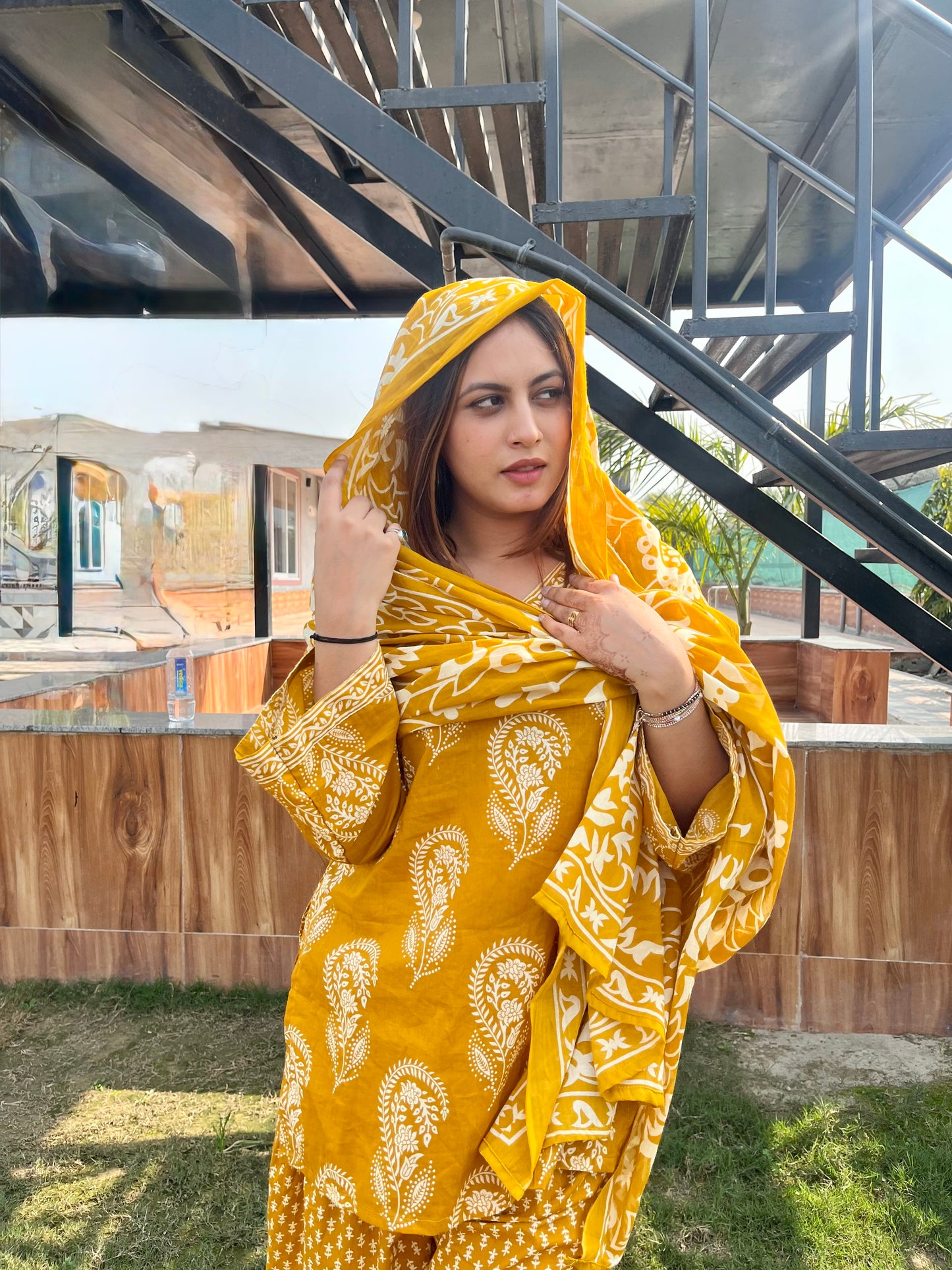 Iraa Farshi Salwar Set