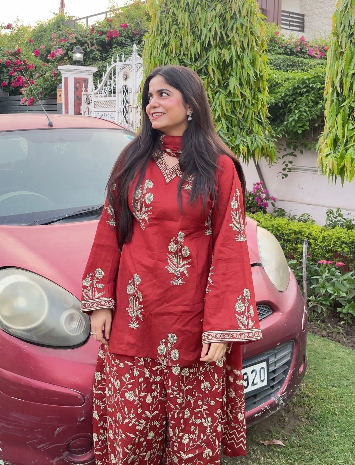 Teena Farshi Set