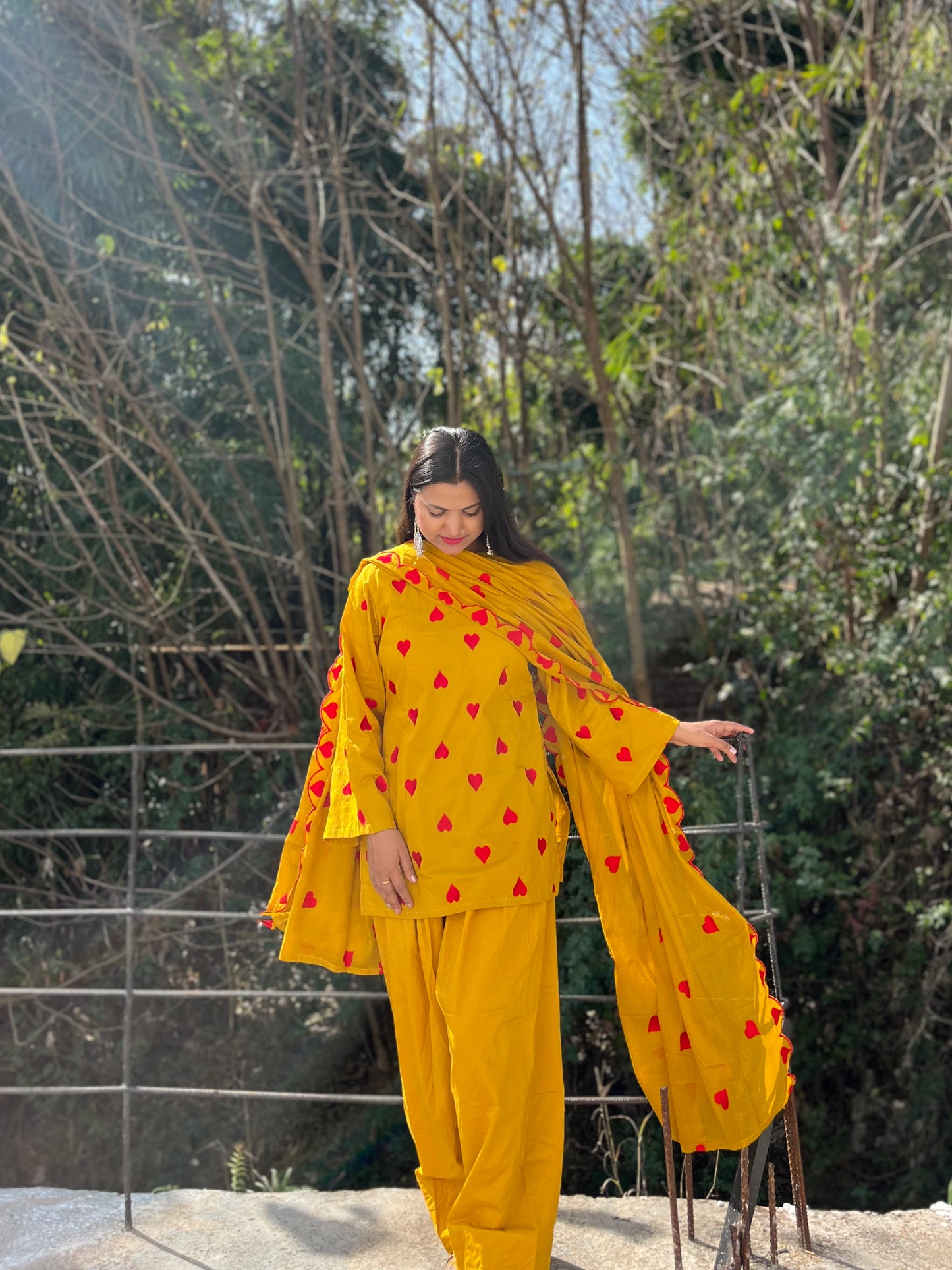 Sona Farshi Salwar Set