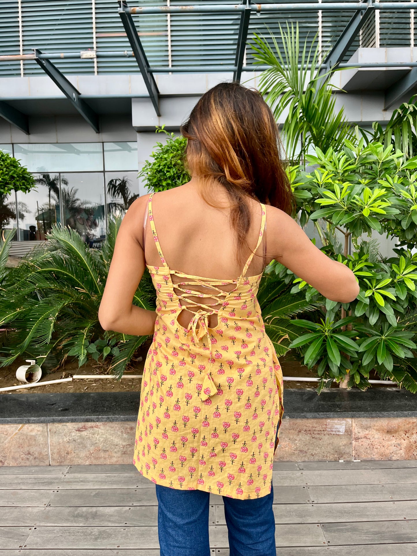 Susan Strappy Backless Short Kurti