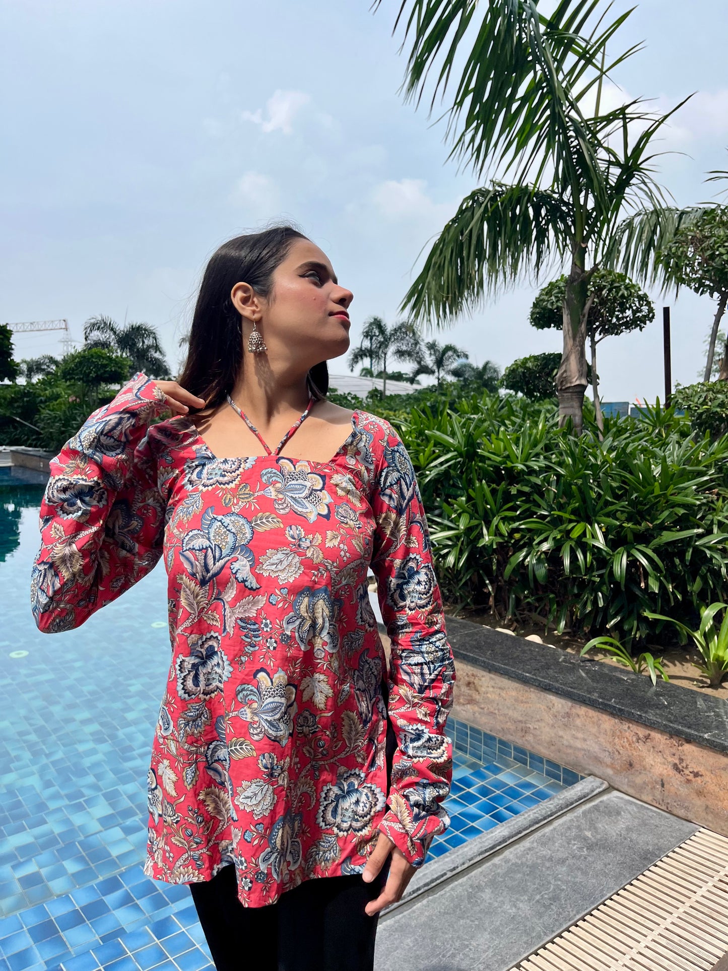 Twinkle Backless Straight Short Kurti