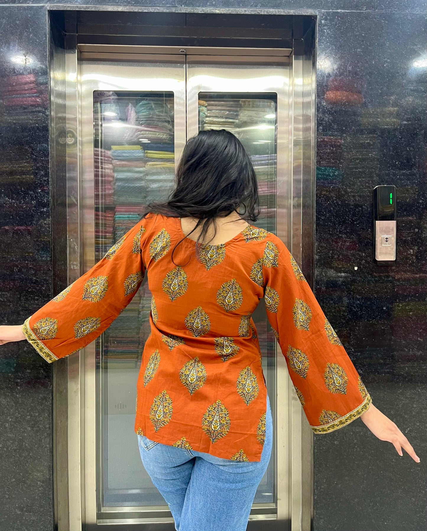 Geroo Straight Short Kurti