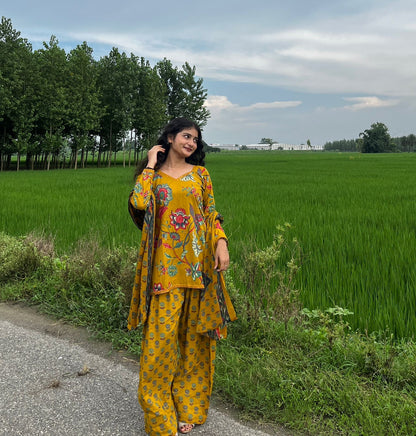 Sunehri Bagh Set