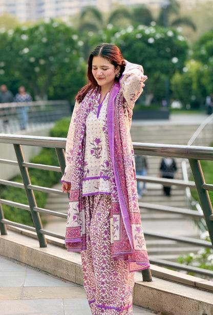 Haseen Farshi Salwar Set ( with matching purple chiffon dupatta )