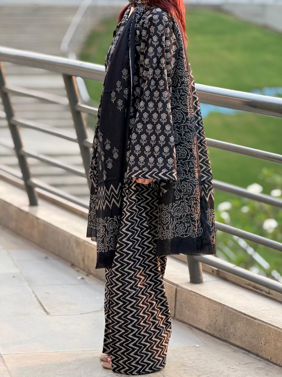 Ritvi Farshi Salwar Set ( black matching chiffon dupatta)
