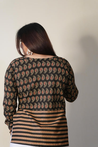 Aangan Straight Short Kurti