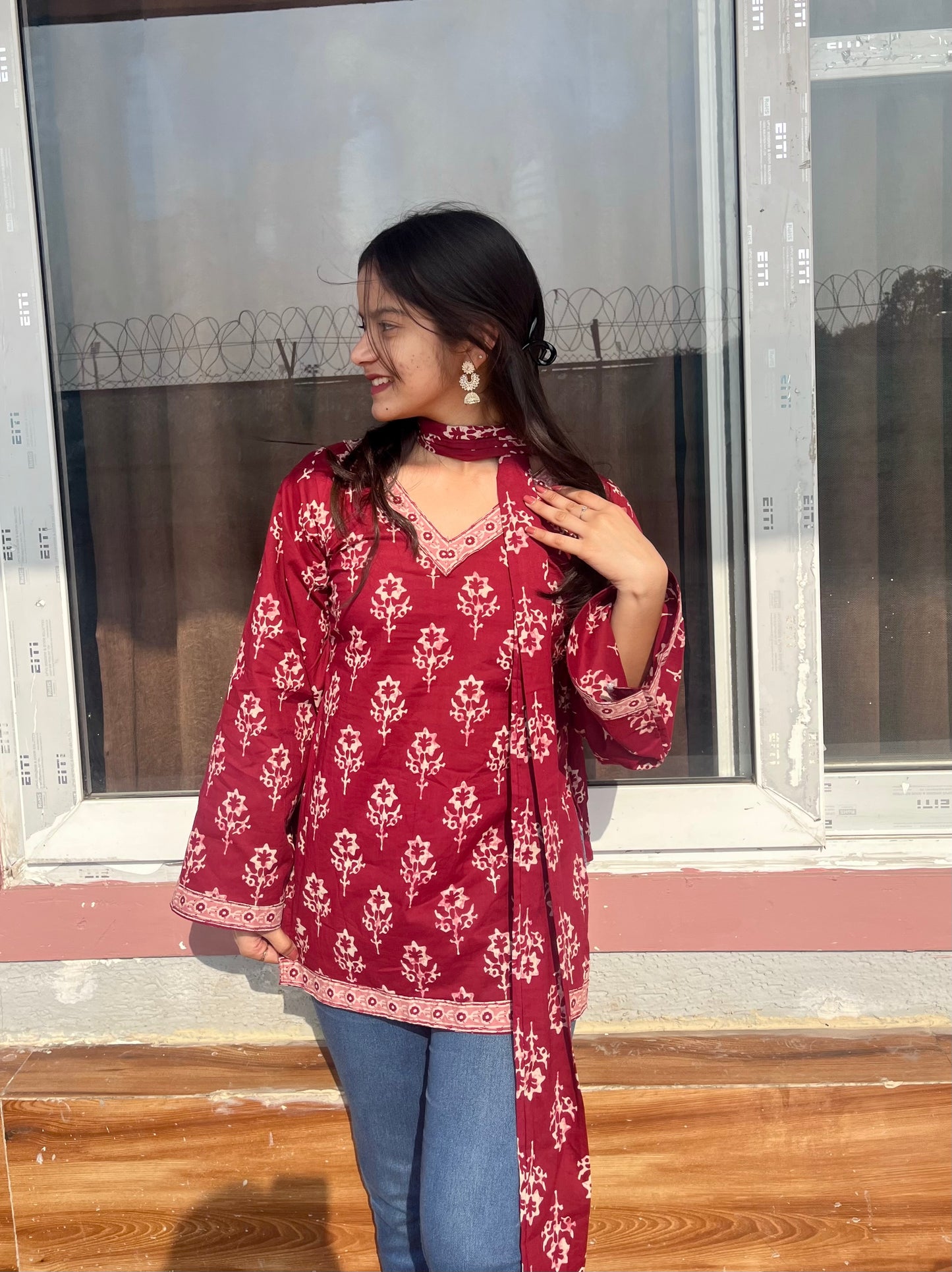 Suhavi Short Kurti ( With neck band)