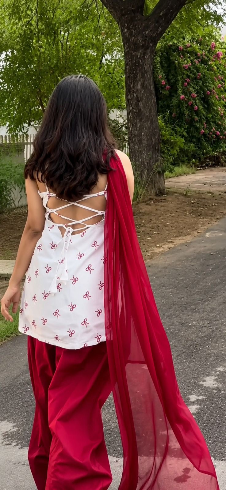 Bow Backless Farshi Set