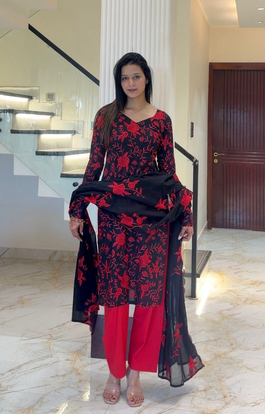 Rumi Suit Set