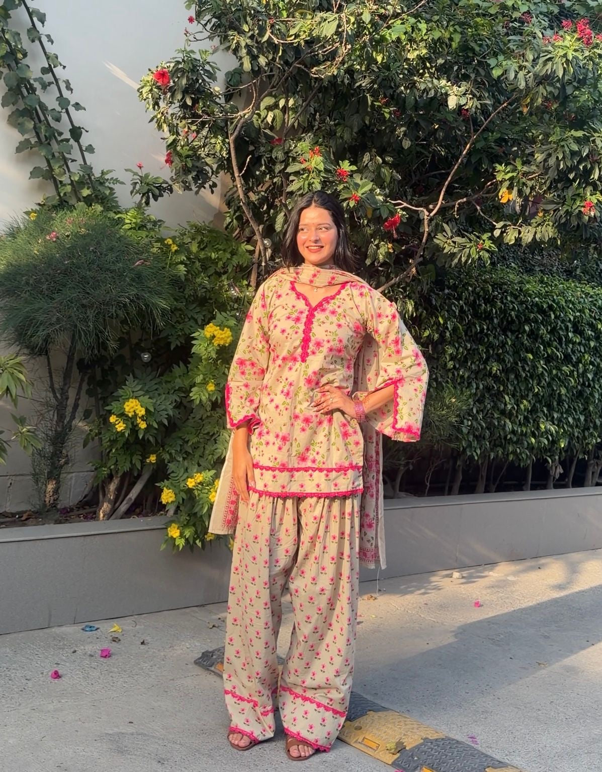Sitara Farshi Set ( Slight different print )