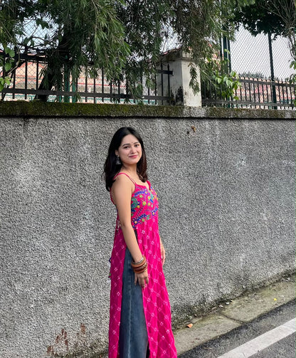Navrangi Backless In Pink
