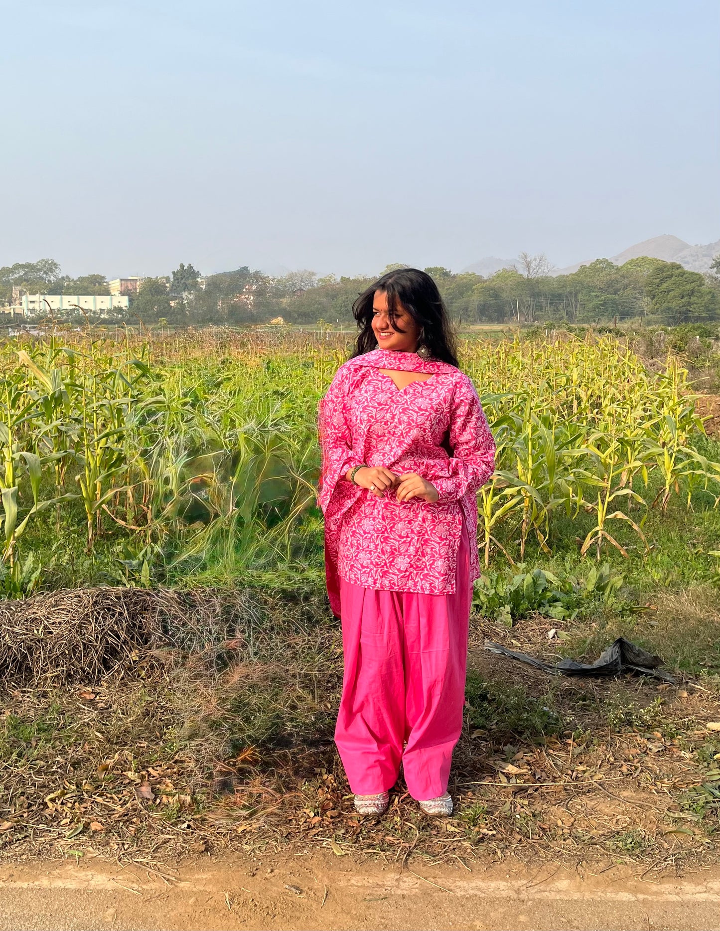 Anika Farshi Salwar Set