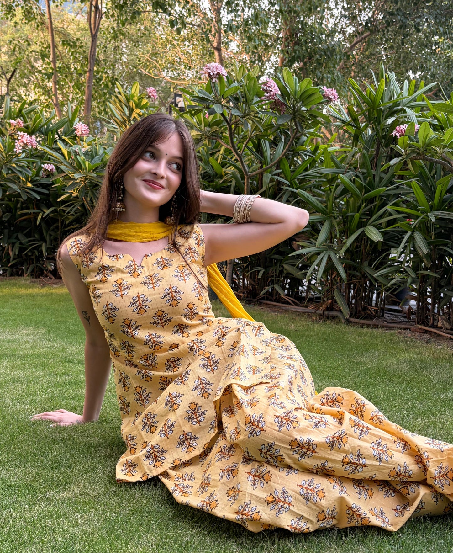 Boondi Farshi Salwar