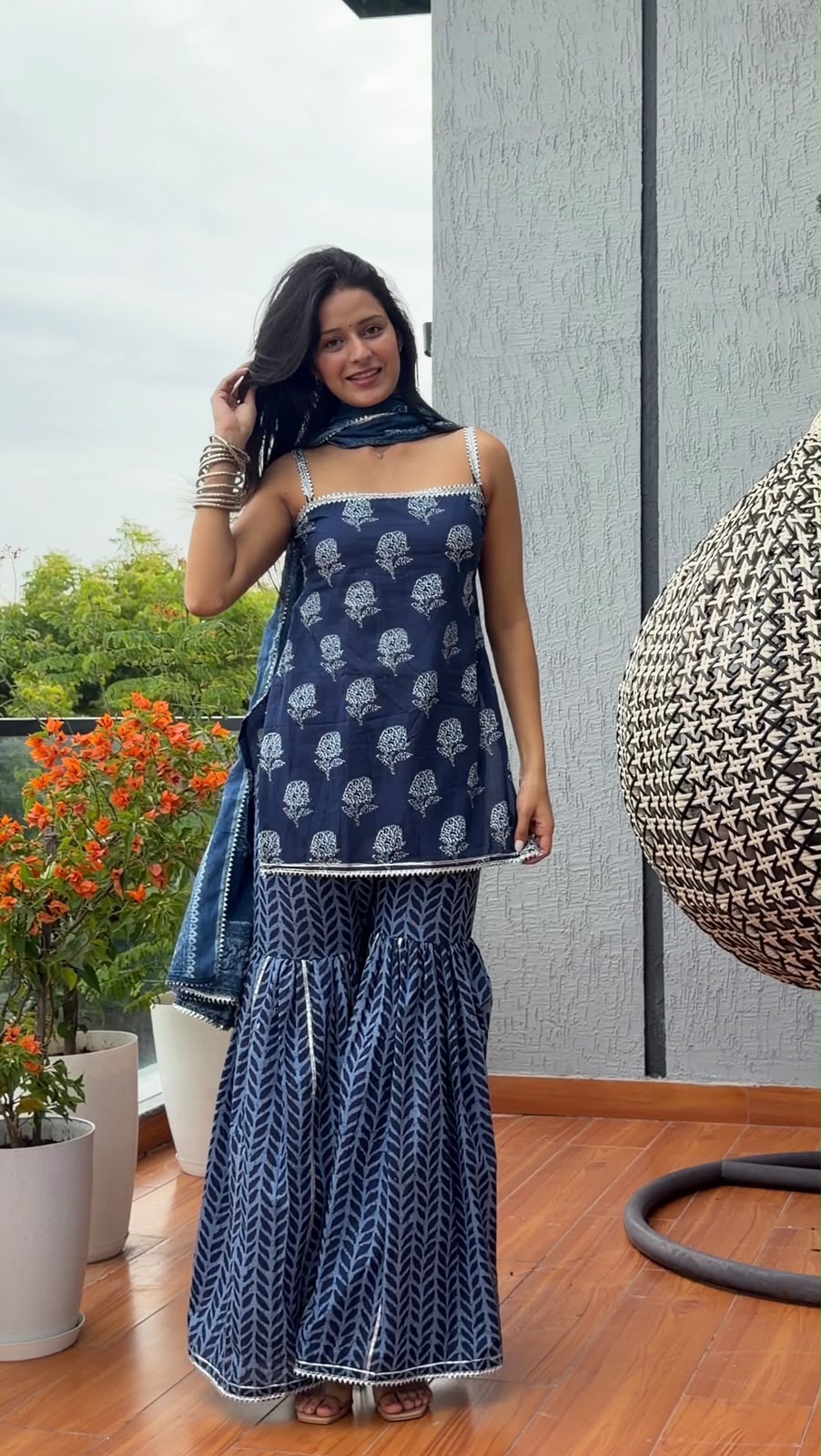 Meher Sharara Set