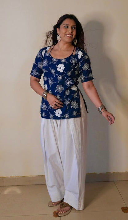 Aasmi Corset Back Straight Short Kurti
