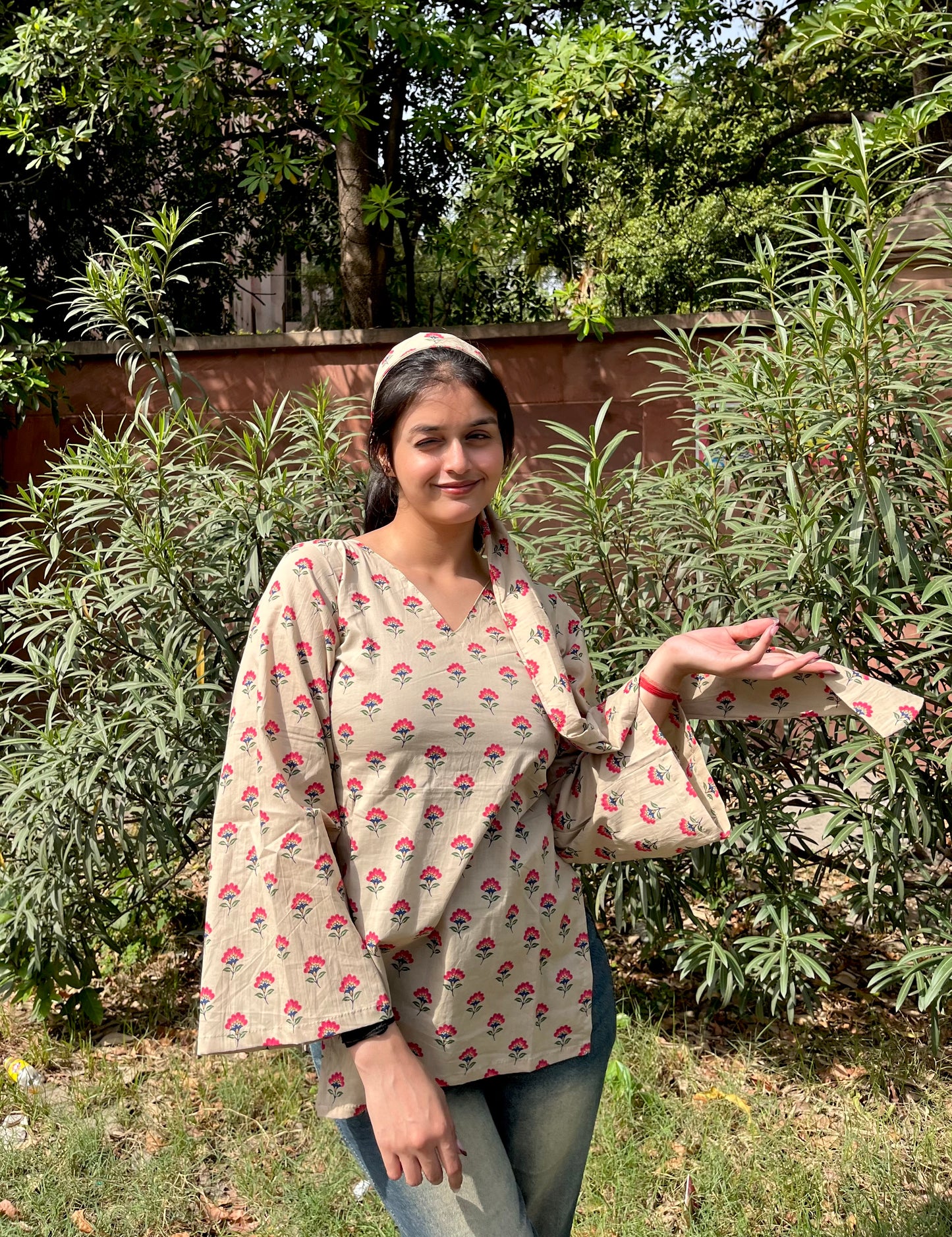 Piya Straight Short Kurti ( with neck band )