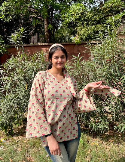 Piya Straight Short Kurti ( with neck band )