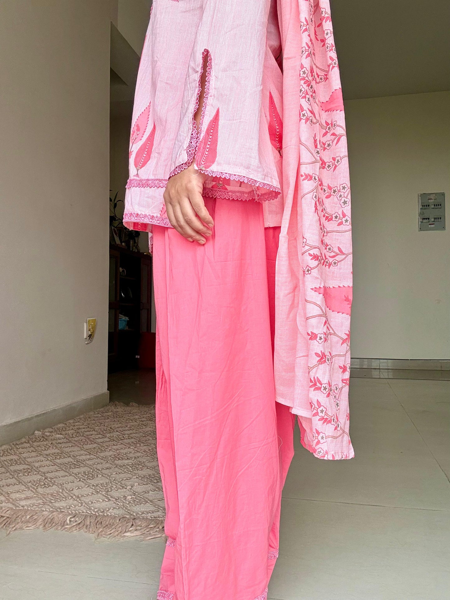 Vamika Farshi Salwar Set