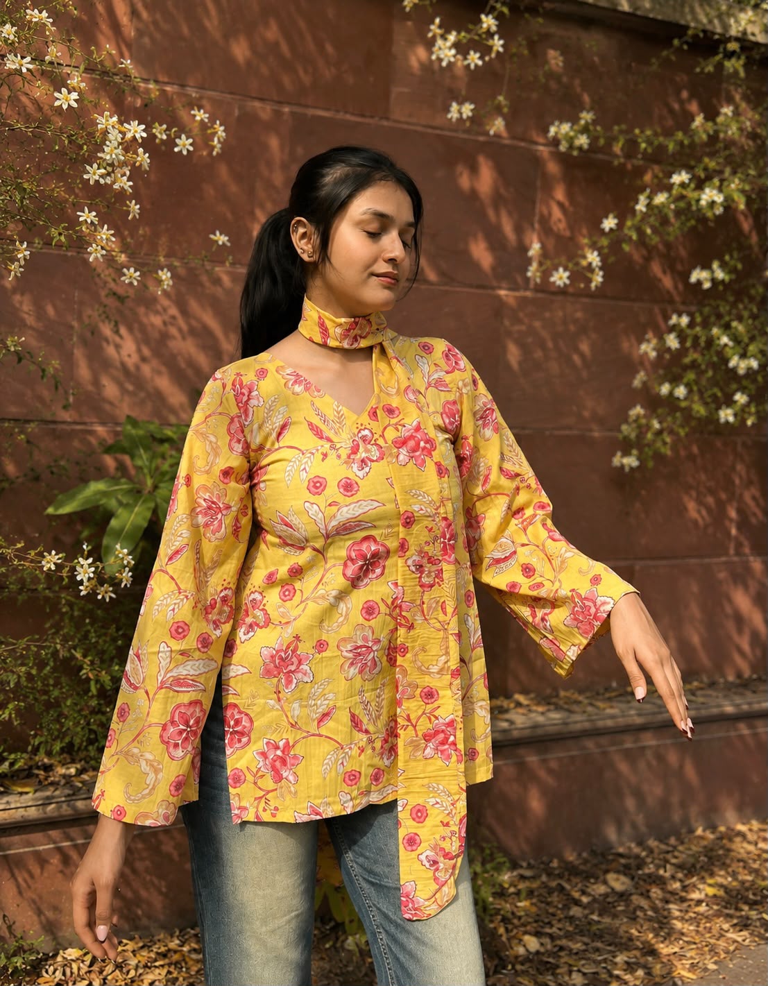 Hunny Short Kurti ( with neck band)