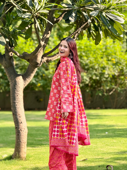 Sidra Farshi Salwar Set