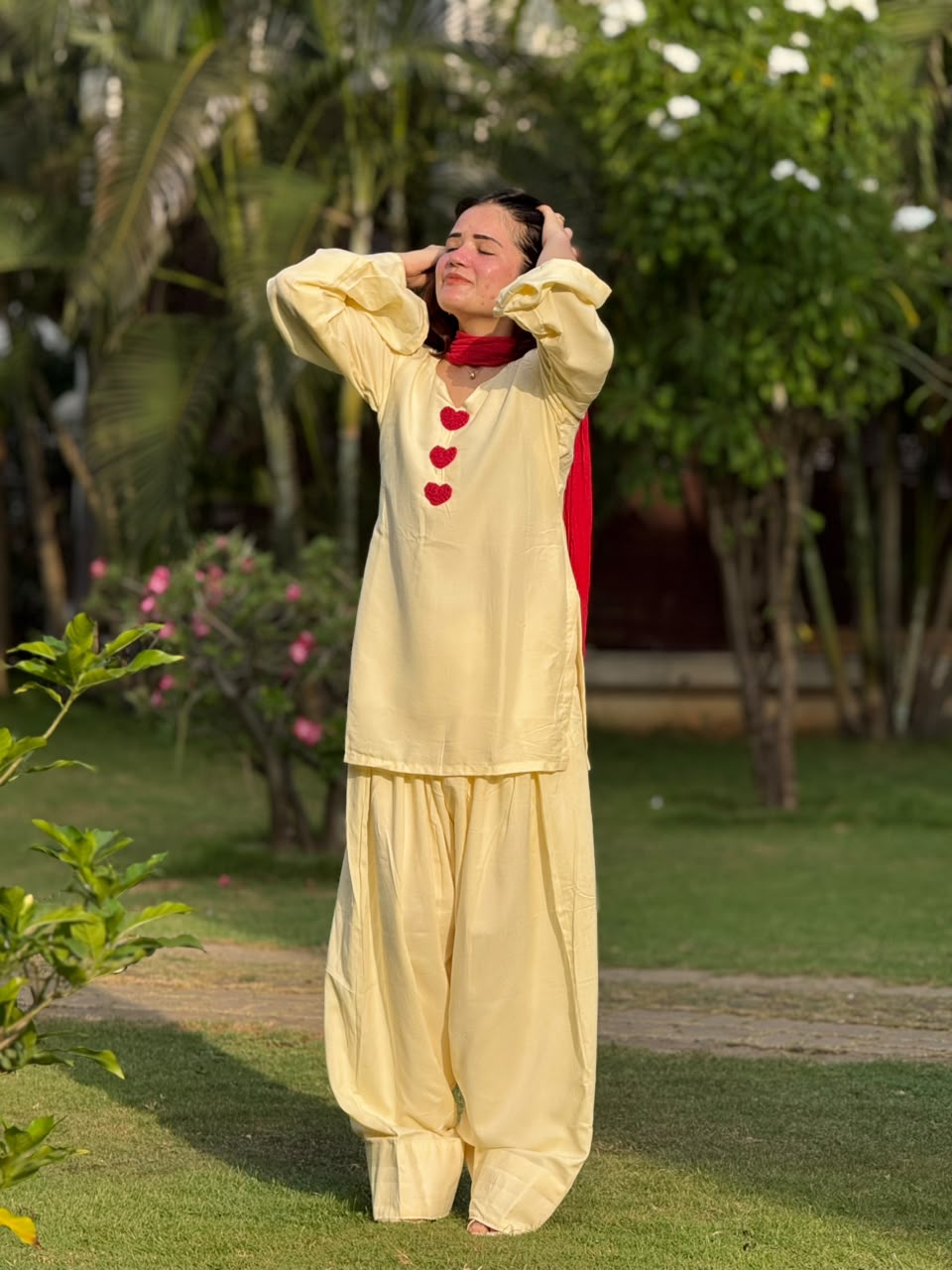 Rasiya Set (Off White)