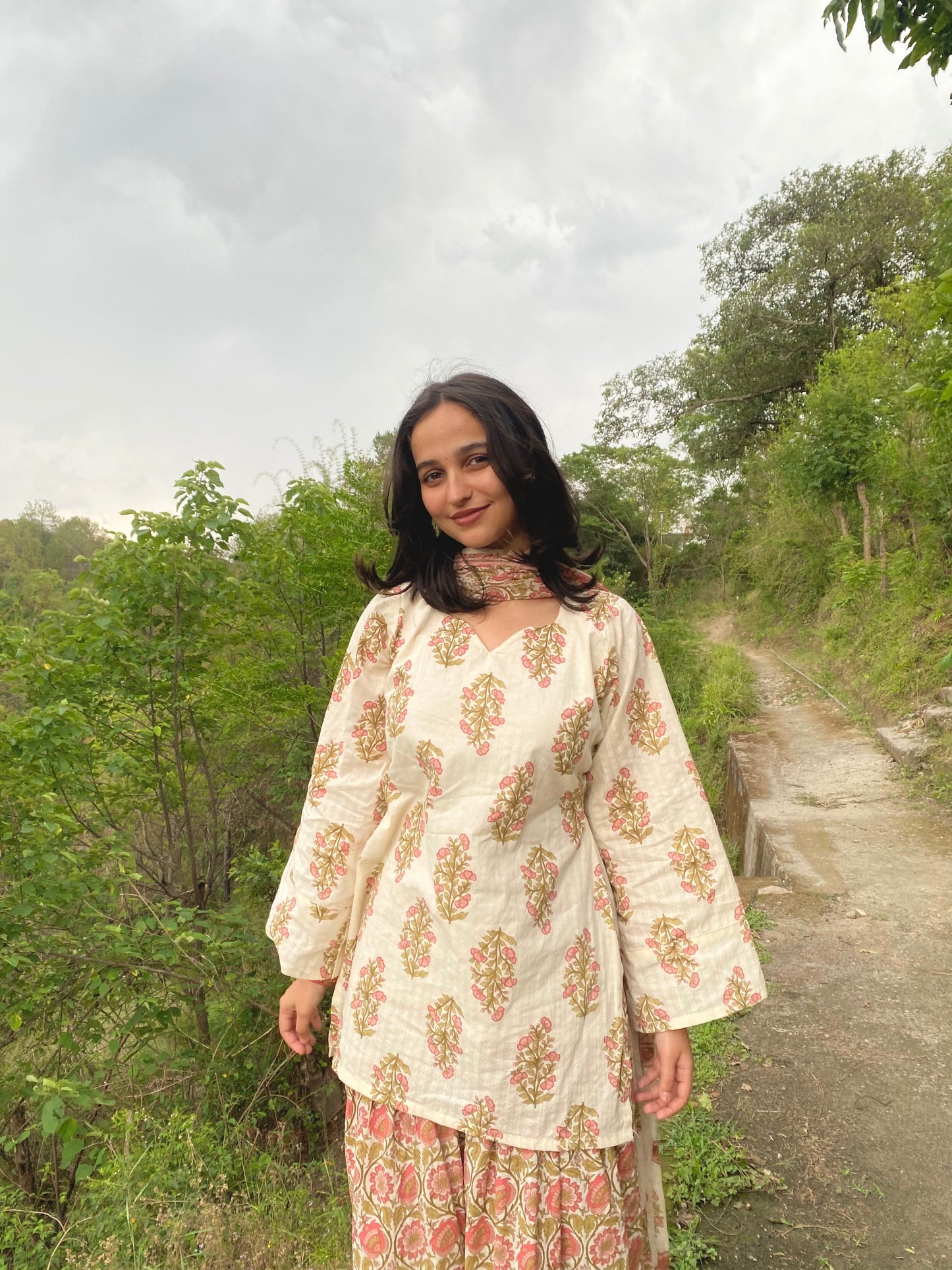Arohi Farshi Salwar Set