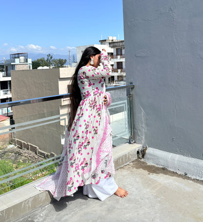 Bindi anarkali set