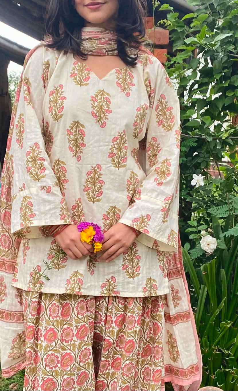 Arohi Farshi Salwar Set