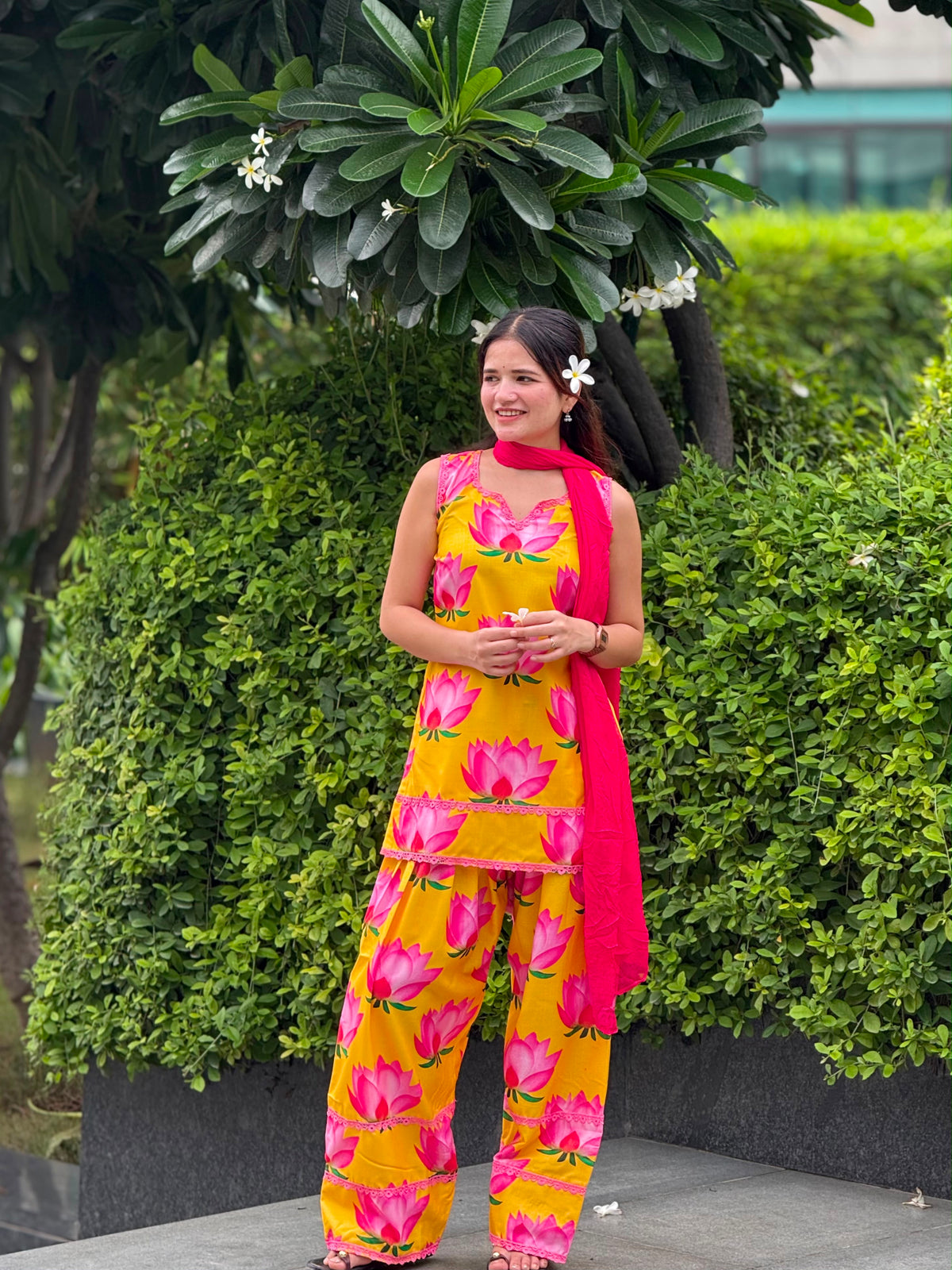 Basanti Set