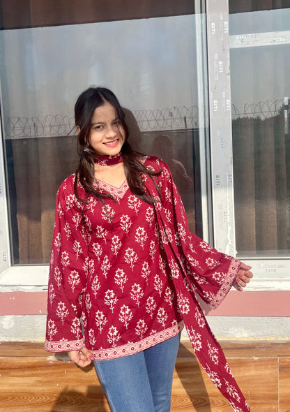 Suhavi Short Kurti ( With neck band)