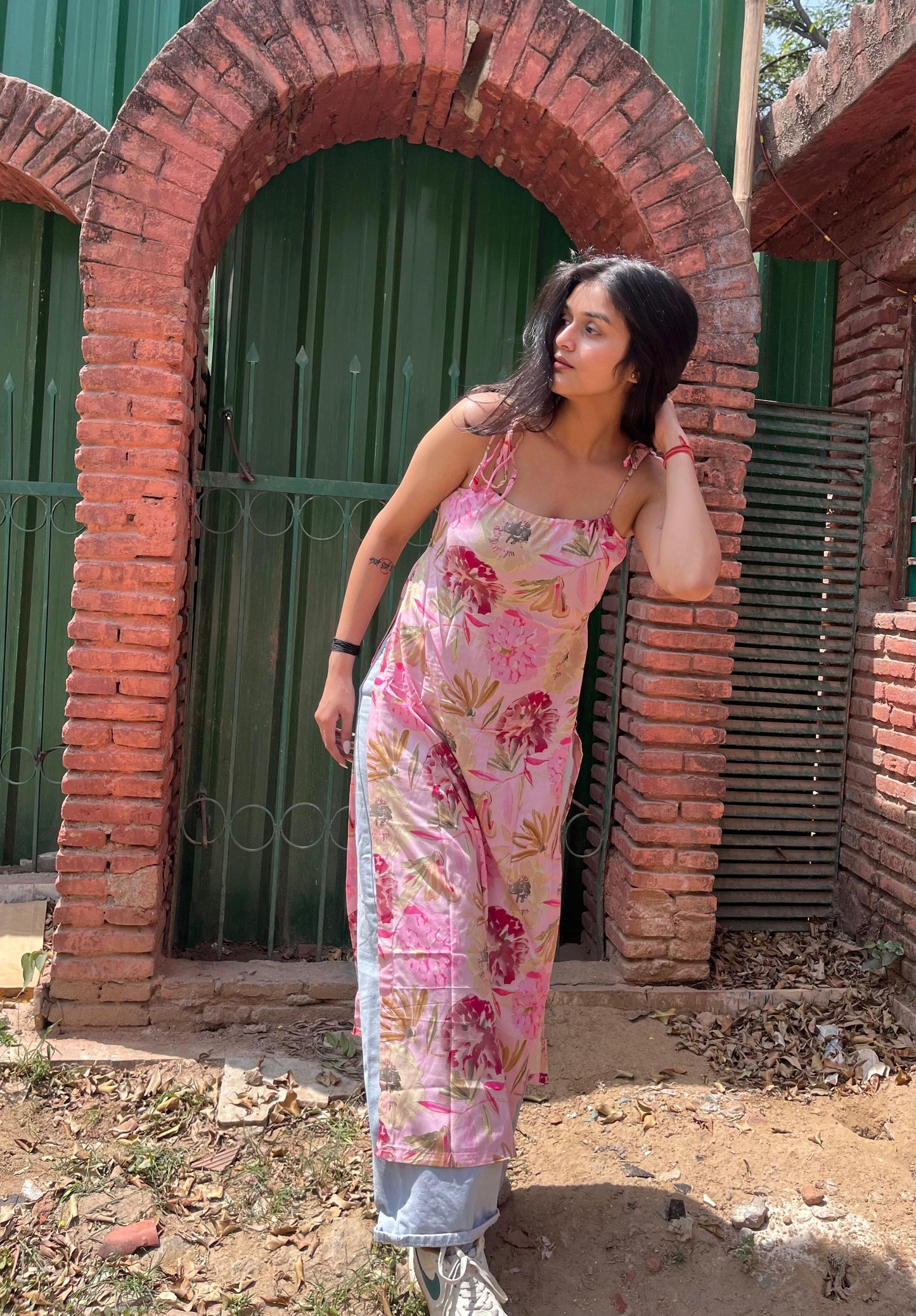 Purvi Long Tie-Up Straps Kurti