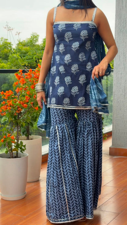 Meher Sharara Set