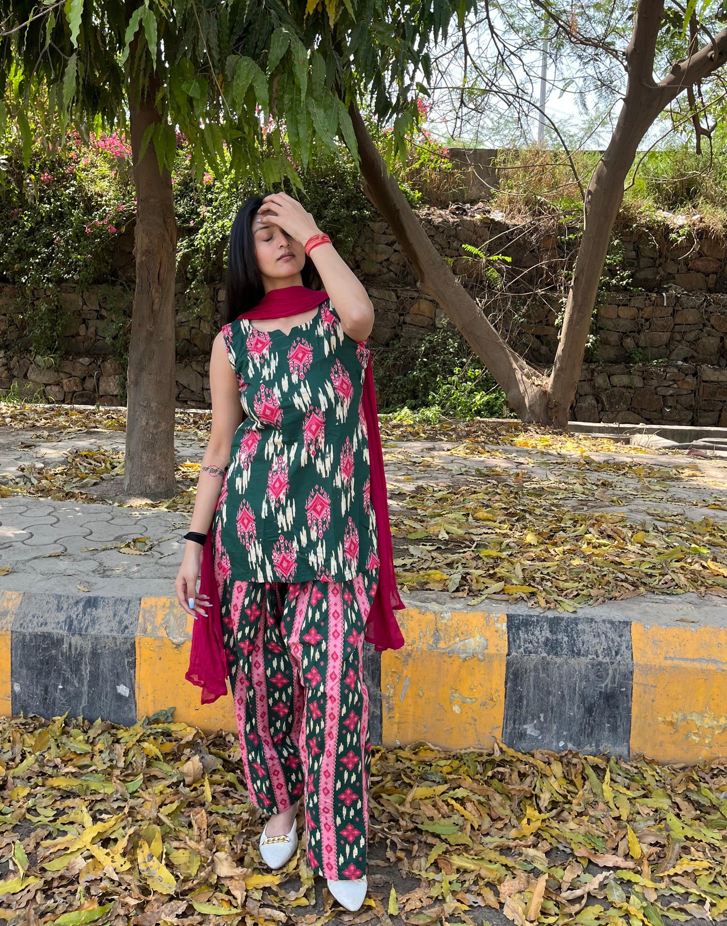 Eesha Farshi Salwar Set