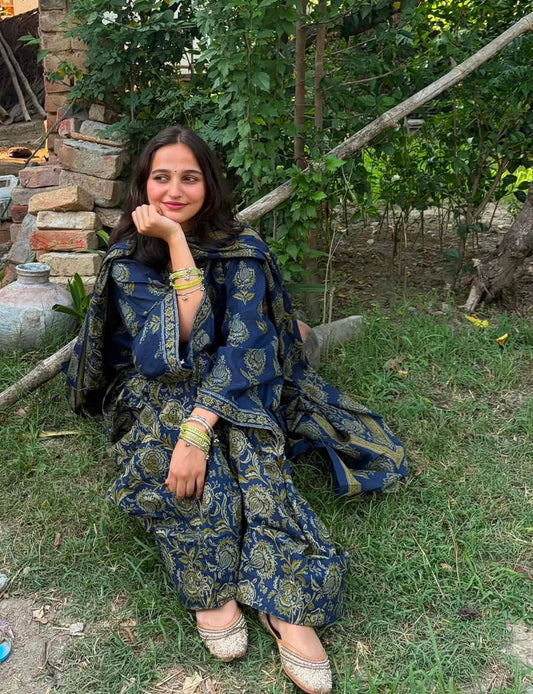 Dimpal Farshi Set ( With plain matching chiffon dupatta)