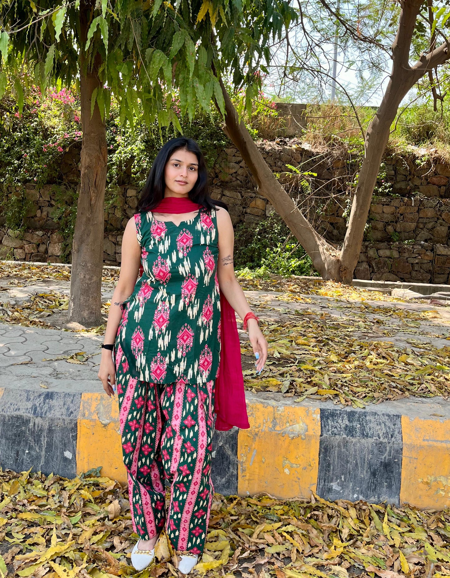 Eesha Farshi Salwar Set