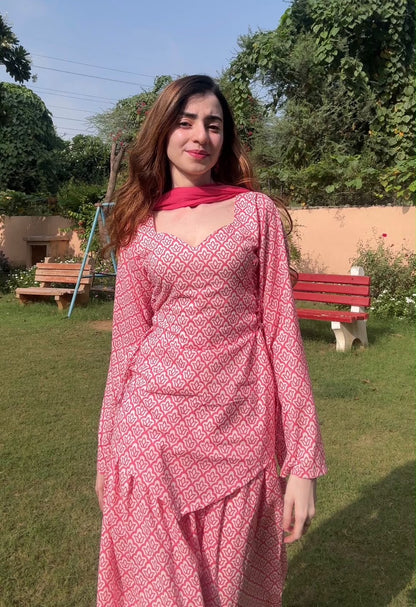 Niharika Set
