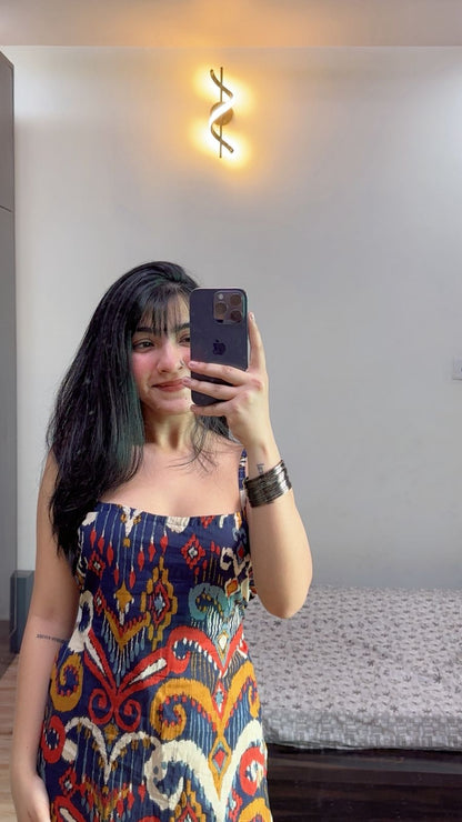 Namkeen Tie-up Straps Straight Short Kurti