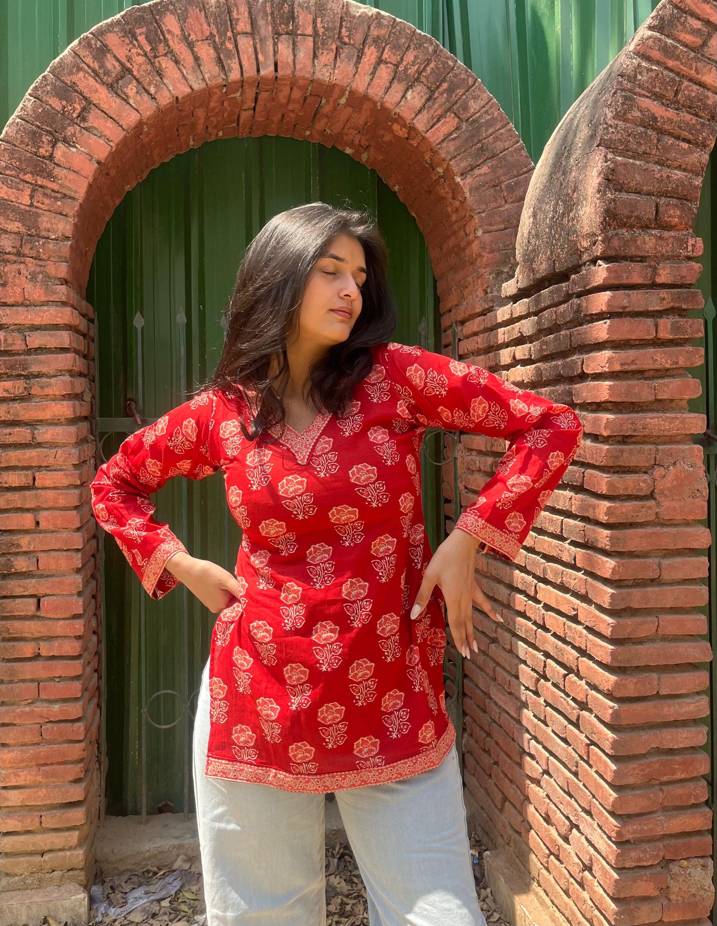 Sharvi straight short kurti