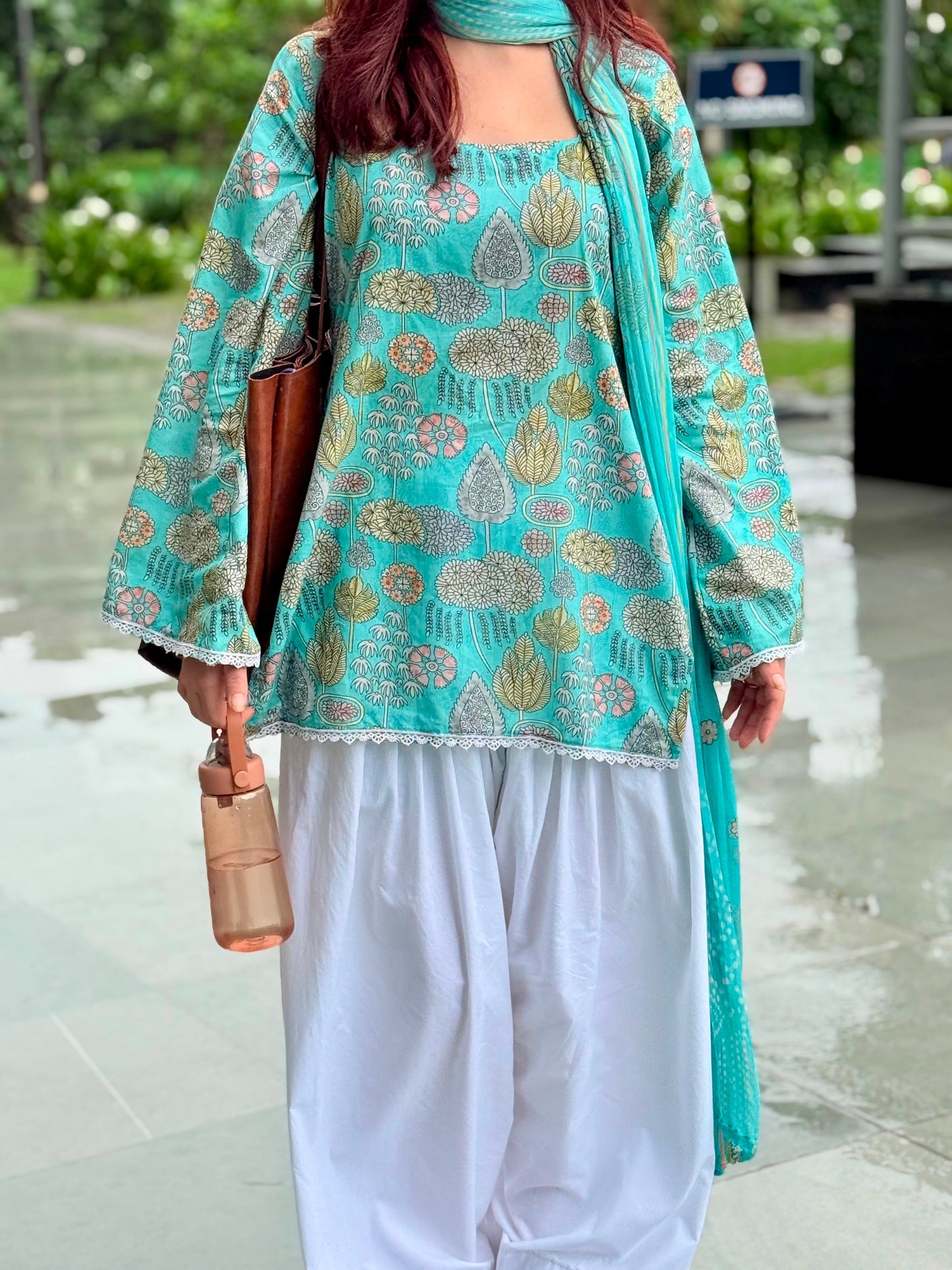 Aqua Farshi Set