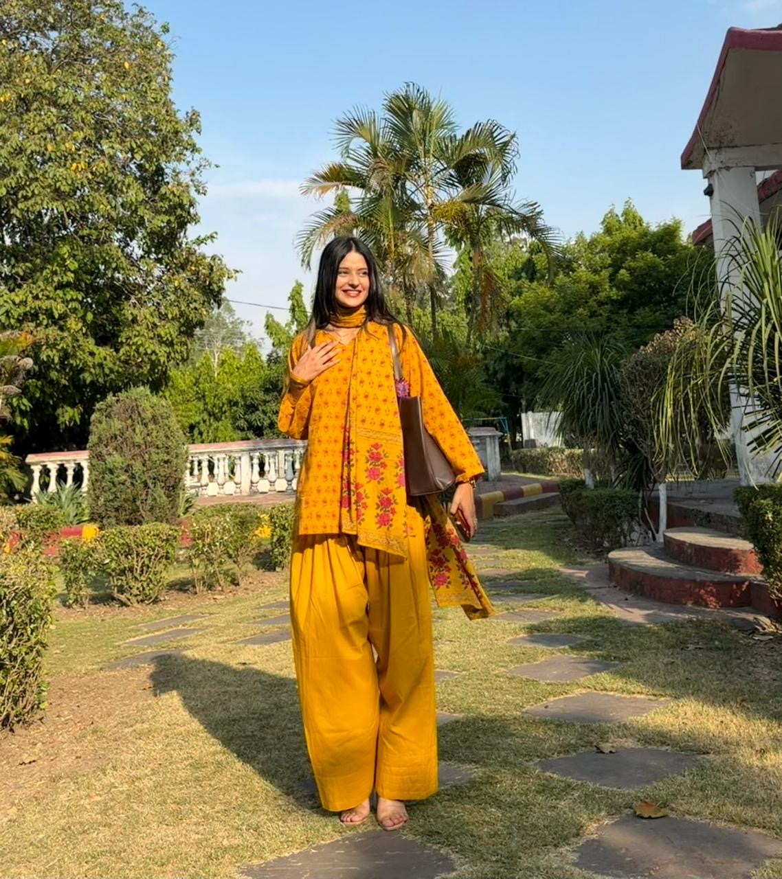 Paheli Farshi Salwar Set