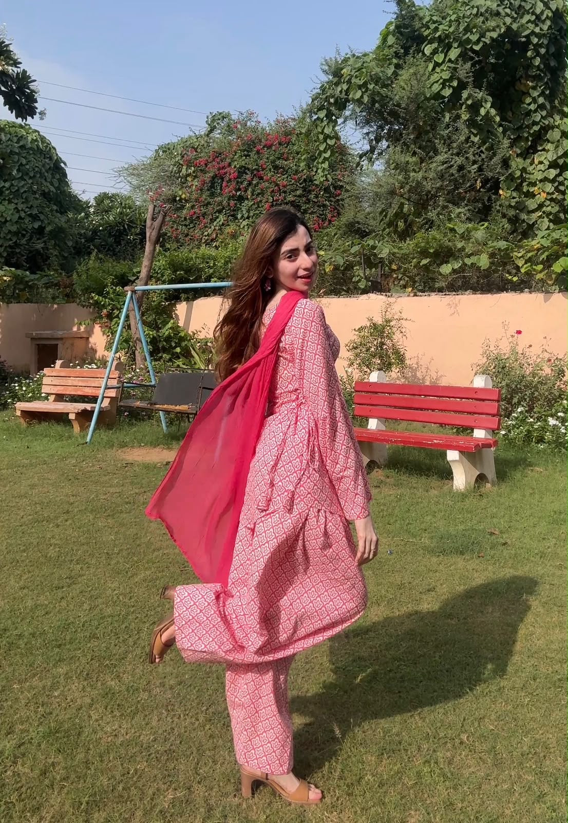 Niharika Set