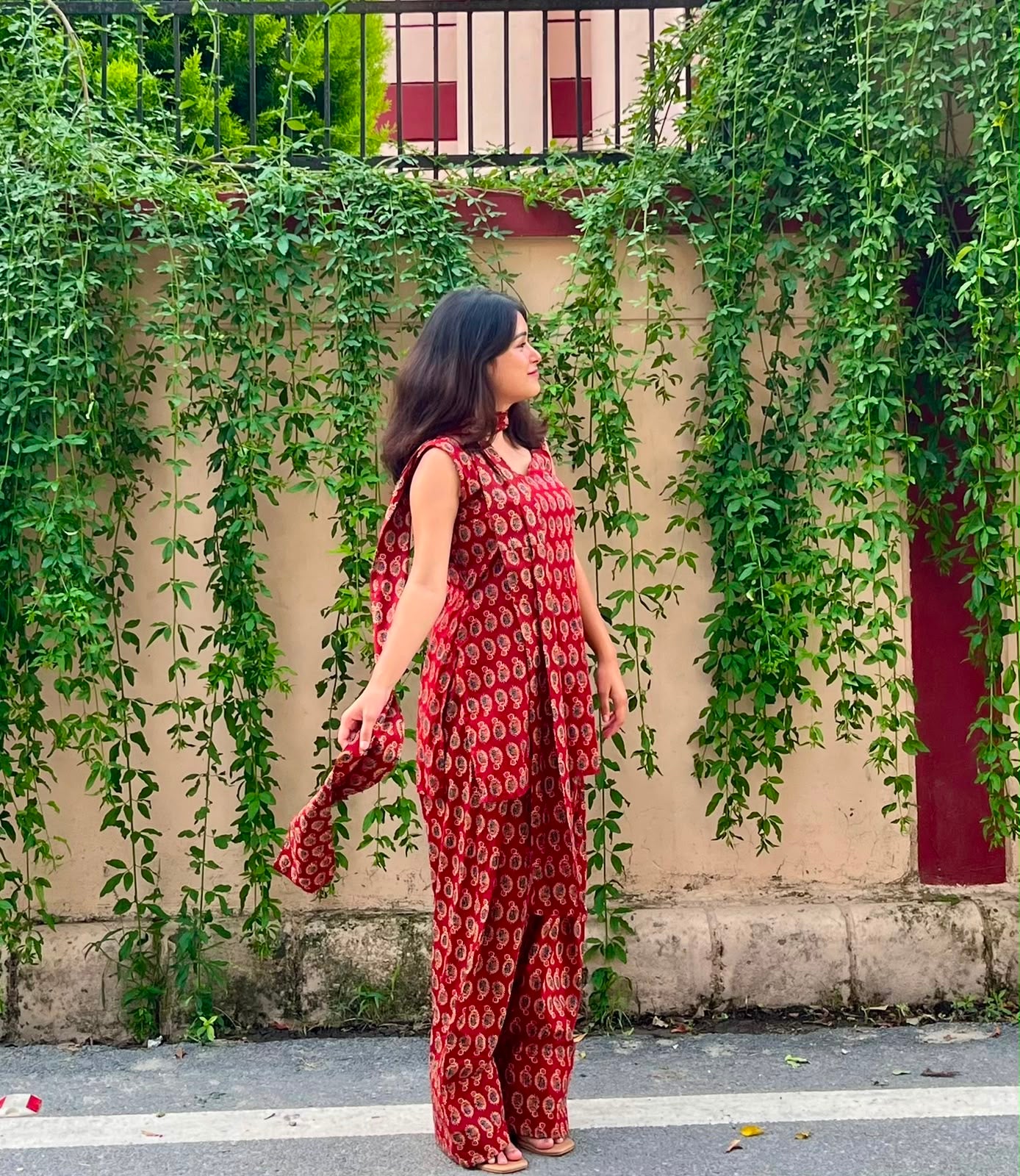 Vana Farshi Set