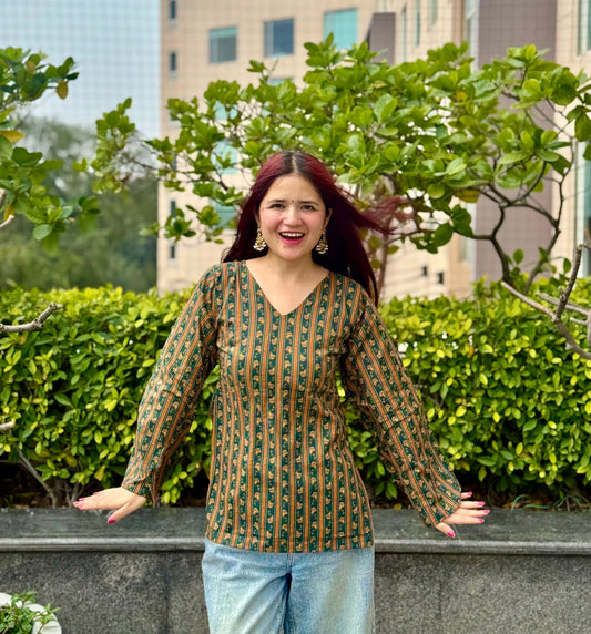 Panna Straight Short Kurti