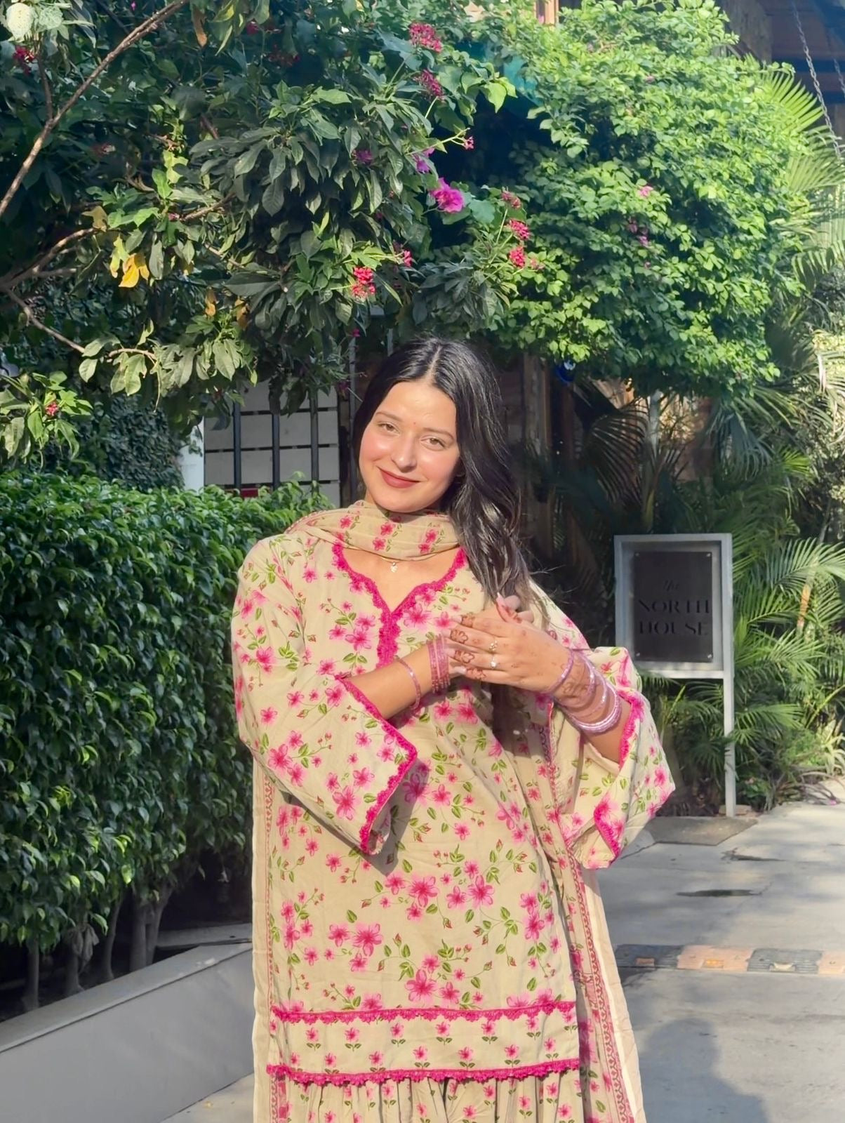 Sitara Farshi Set ( Slight different print )