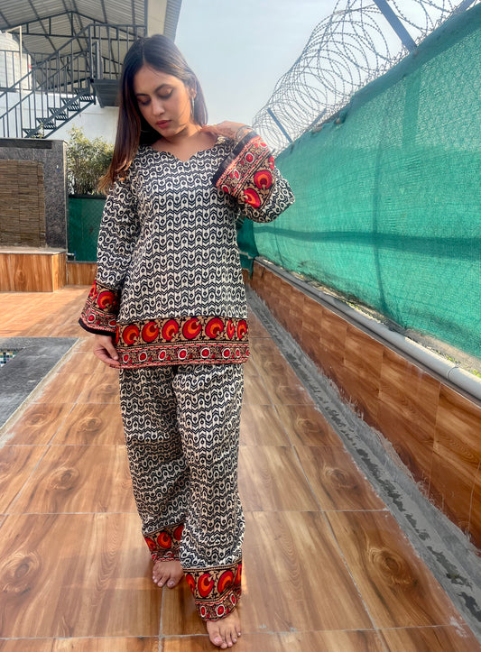 Mahira Farshi Salwar Set