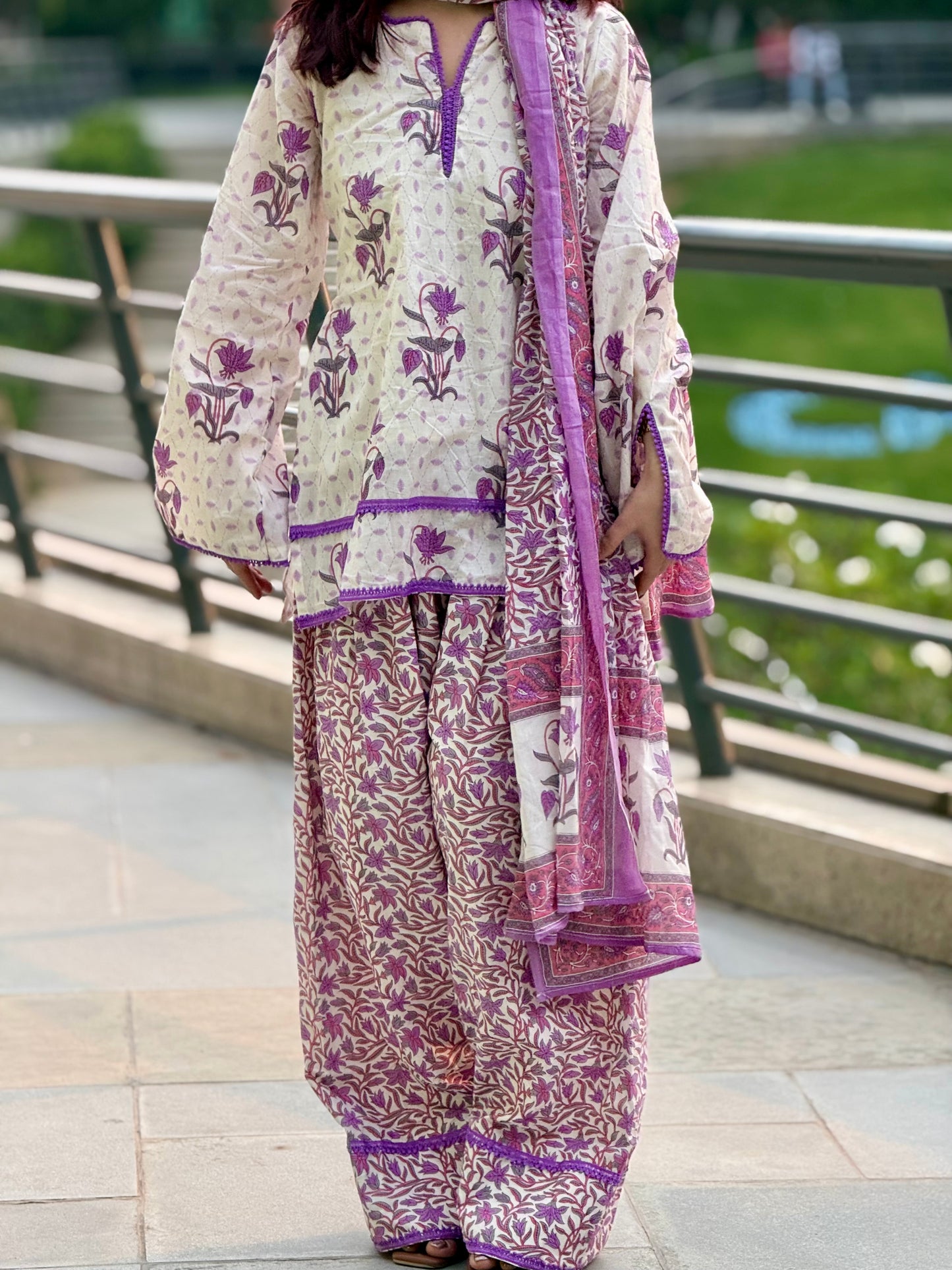 Haseen Farshi Salwar Set ( with matching purple chiffon dupatta )