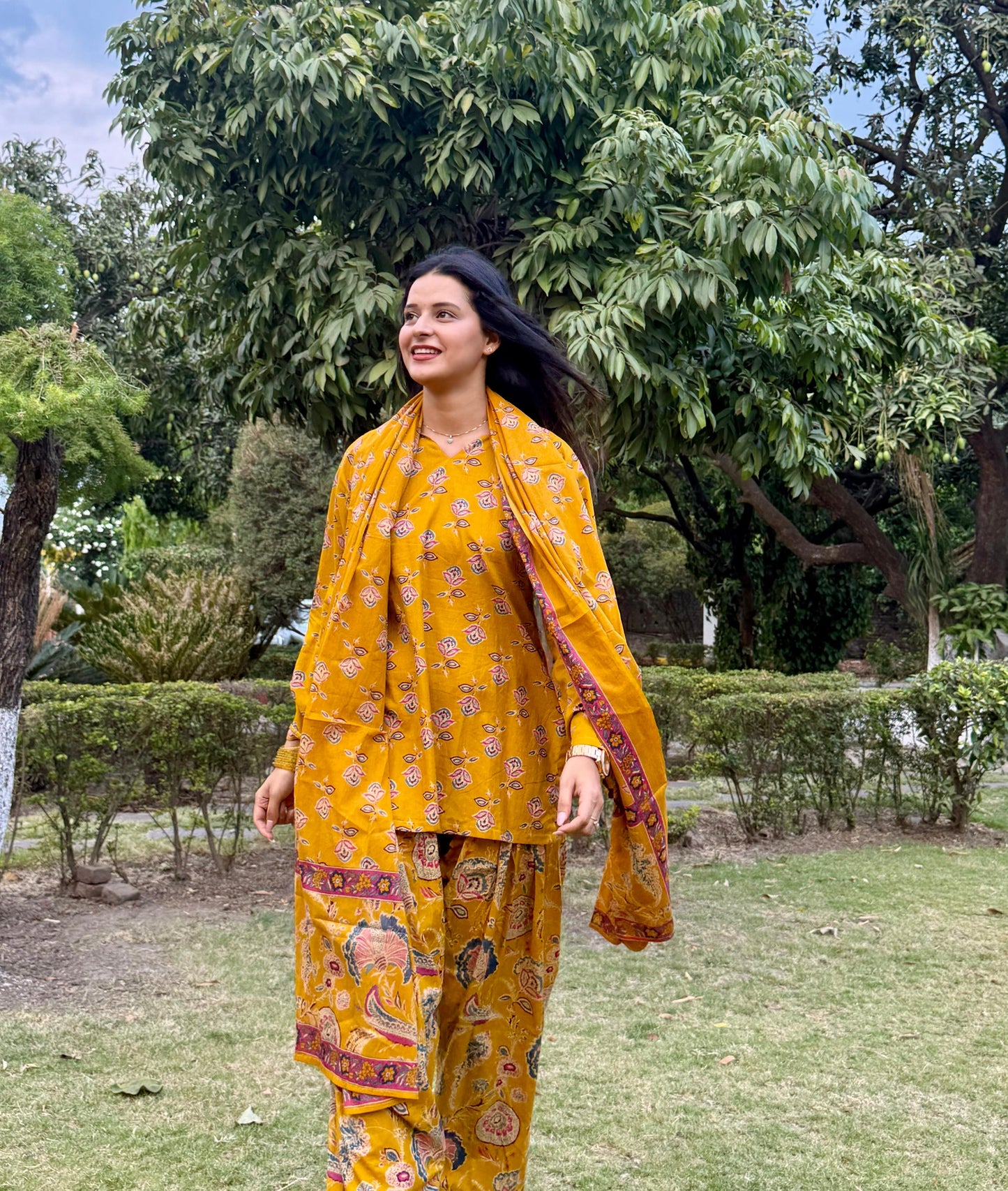 Komal Farshi Salwar Set