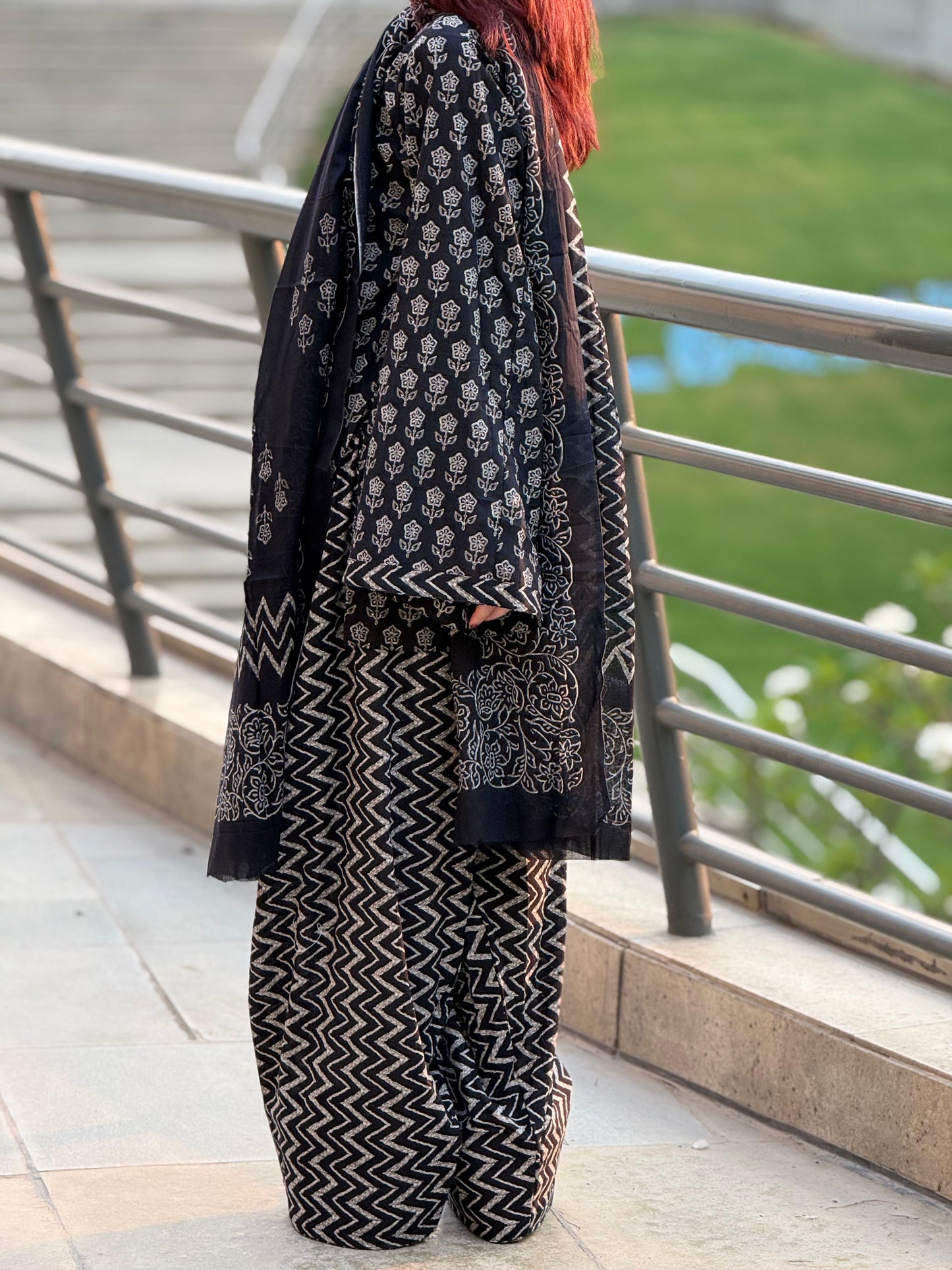 Ritvi Farshi Salwar Set ( black matching chiffon dupatta)