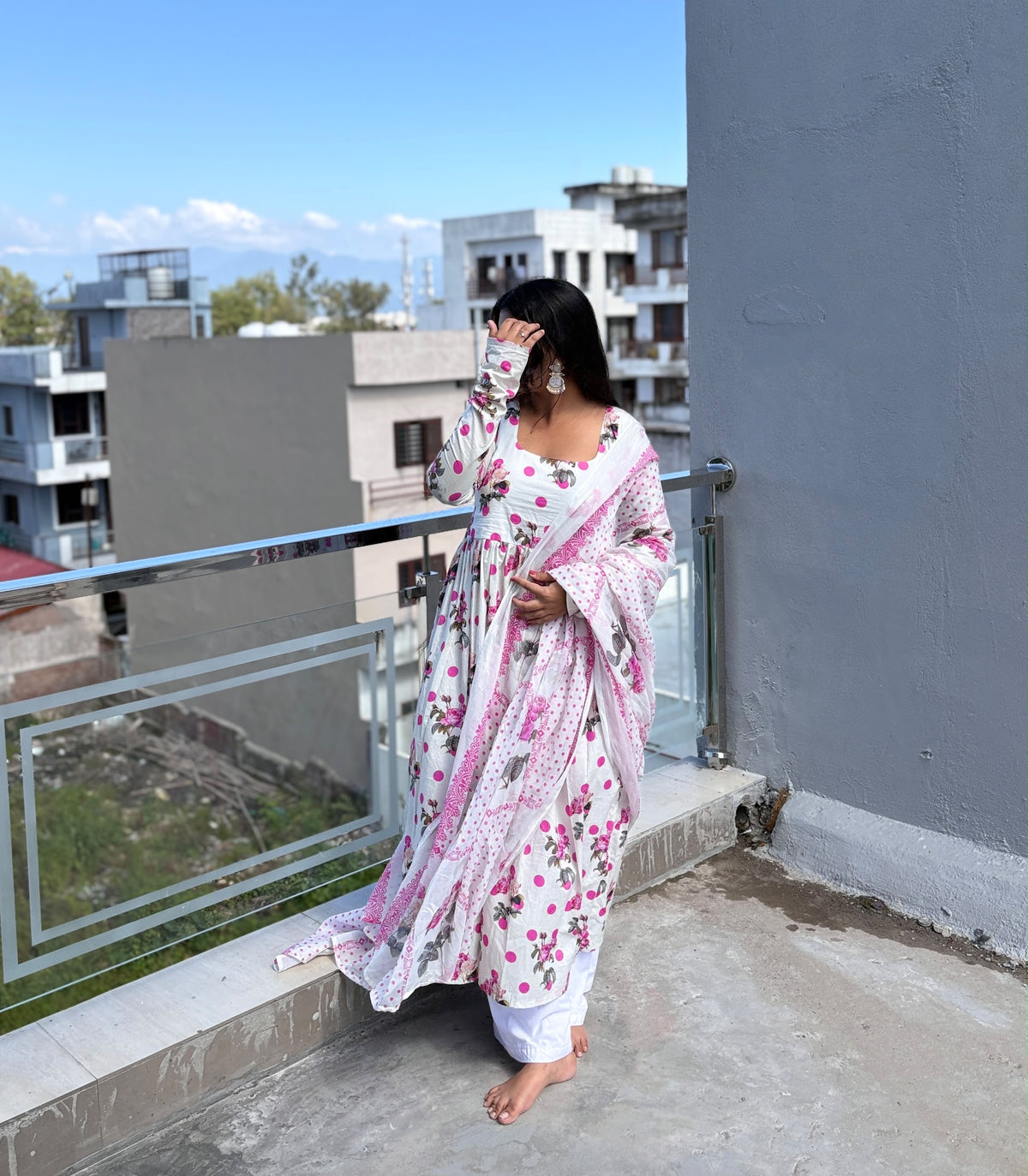 Bindi anarkali set